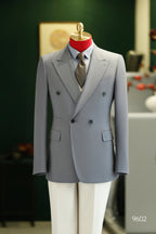 Double Breasted Light Grey Wool Suit For Groom And Business With Peak Lapels