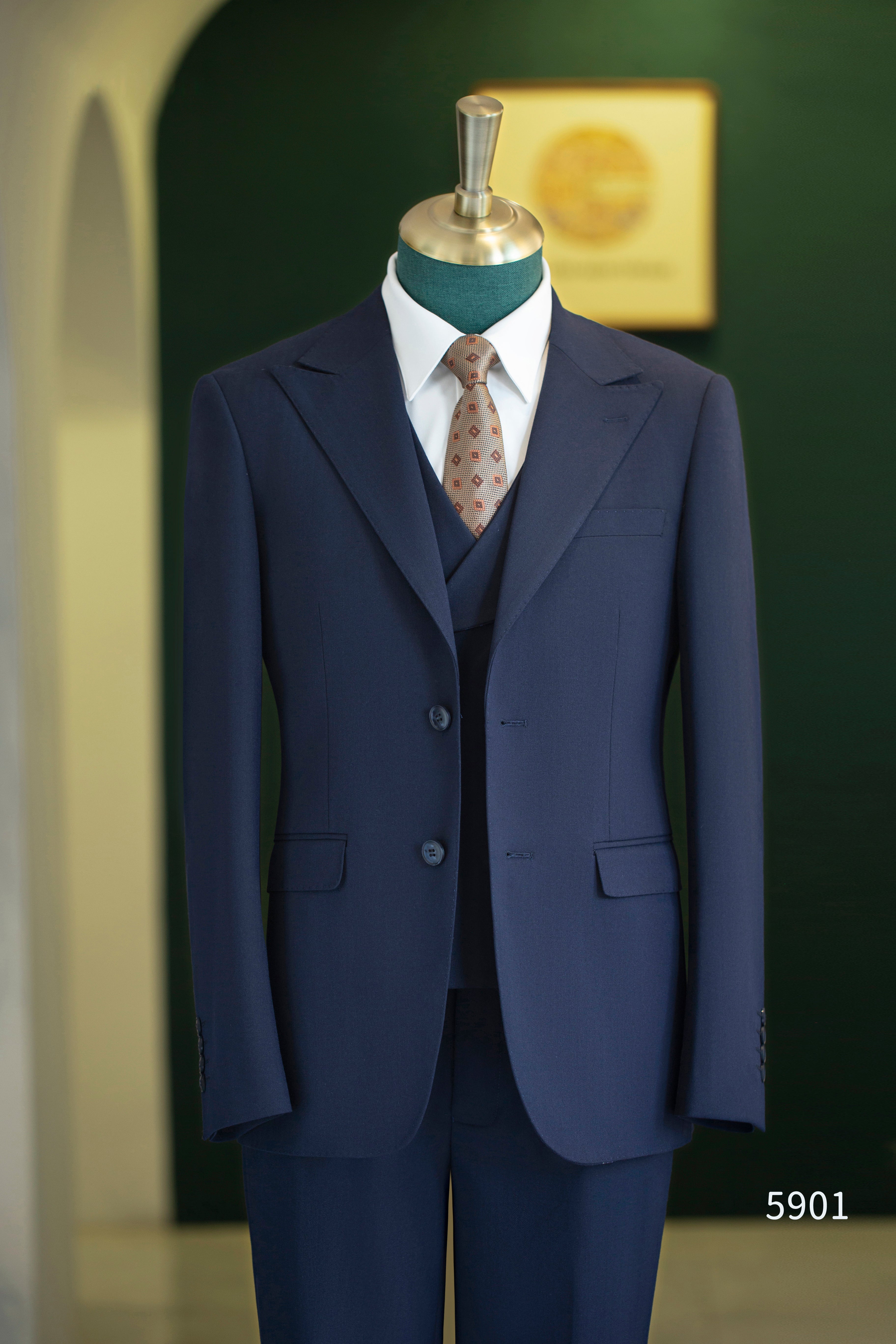 Navy Blue Wool 3 Piece Wedding Suit For Groom And Groomsmen