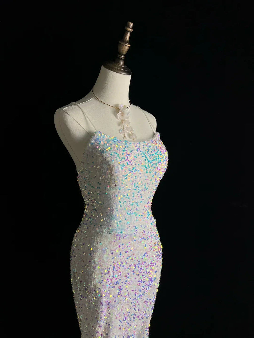 Sparkly White Spaghetti Straps Sequins Prom Dress Mermaid Slit Tassel Evening Dress Y8648