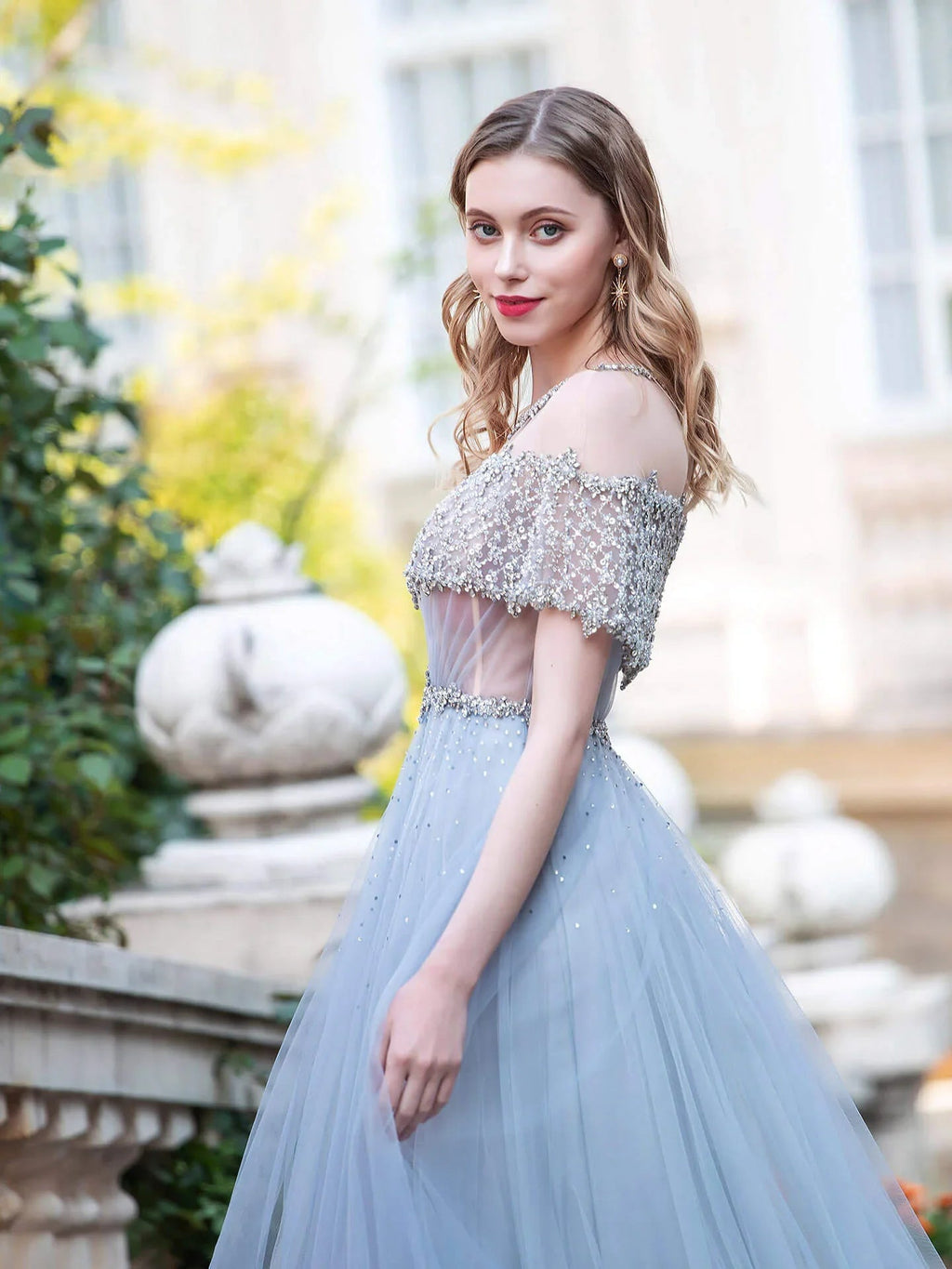 A-Line Tulle Beaded Luxurious Fashion Formal Evening Dresses Short Sleeves Floor Length Prom Dresses