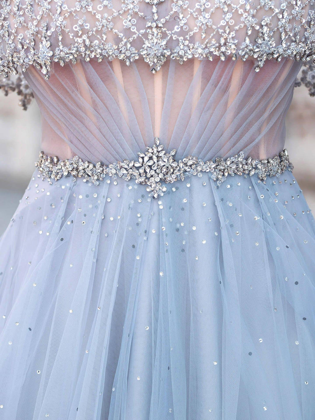 A-Line Tulle Beaded Luxurious Fashion Formal Evening Dresses Short Sleeves Floor Length Prom Dresses