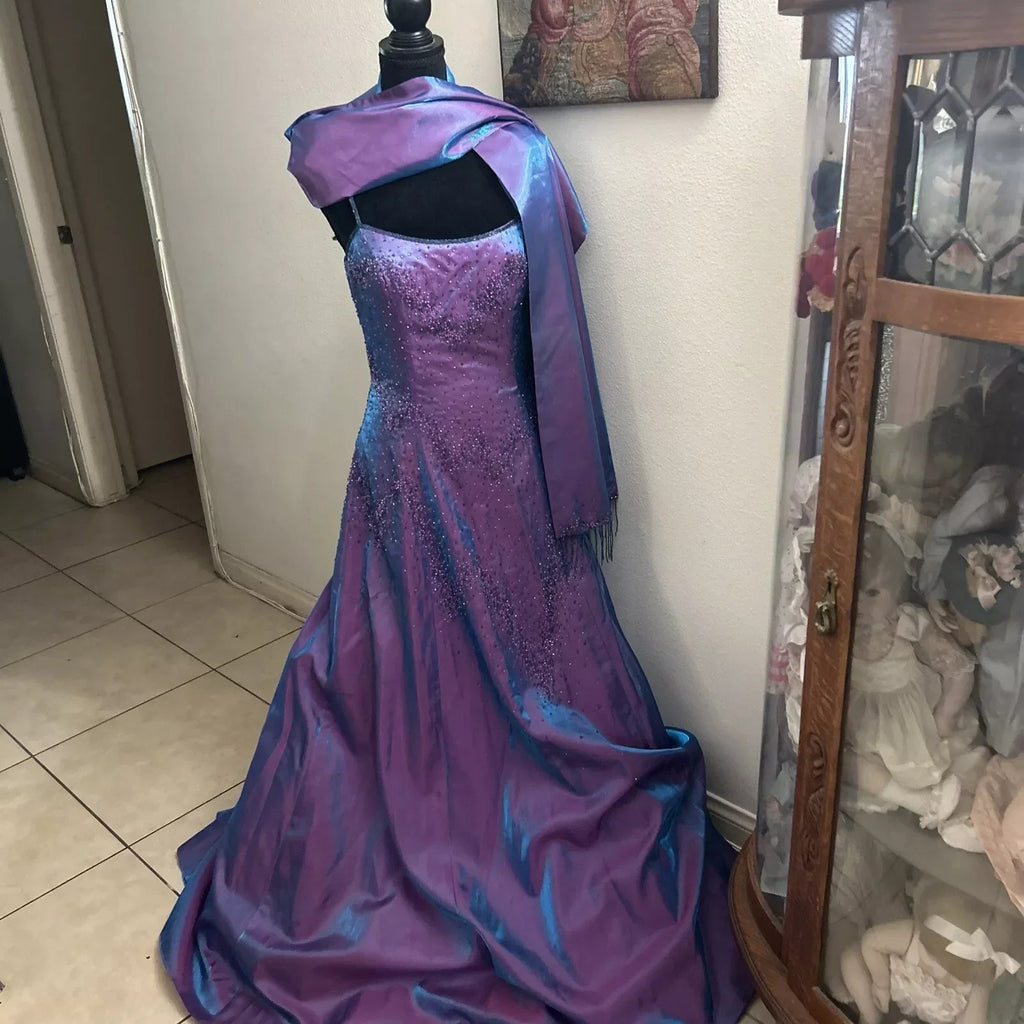 Gorgeous Purple Beaded A Line Evening Gown Spaghetti Straps Party Prom Dress Y7955