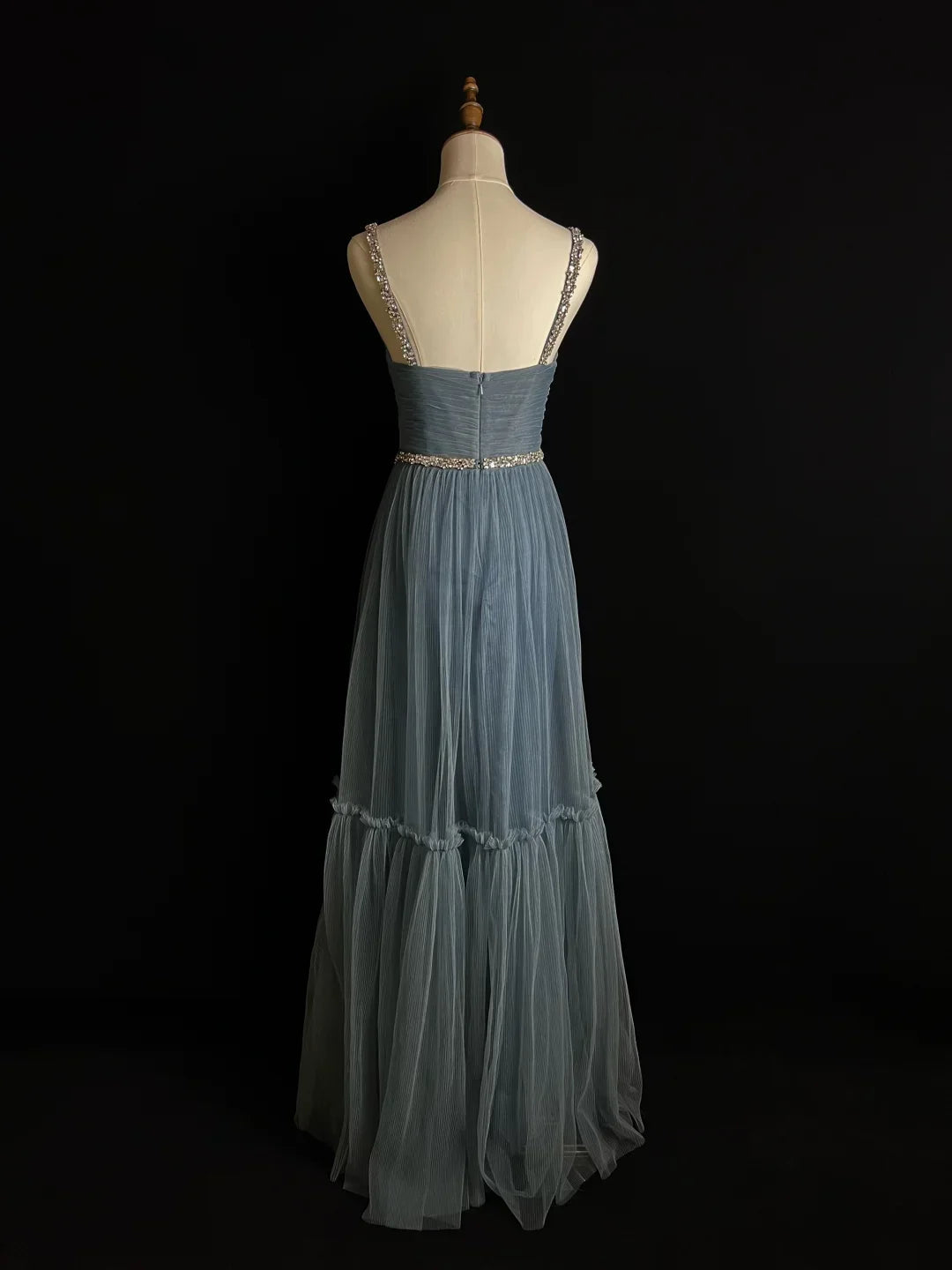 Simple Blue Tulle Beaded A Line Evening Dress Spaghetti Straps V Neck Prom Dress Y8649