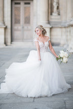 Ball Gown Elegant Cap Sleeves Lace Tulle Wedding Dress