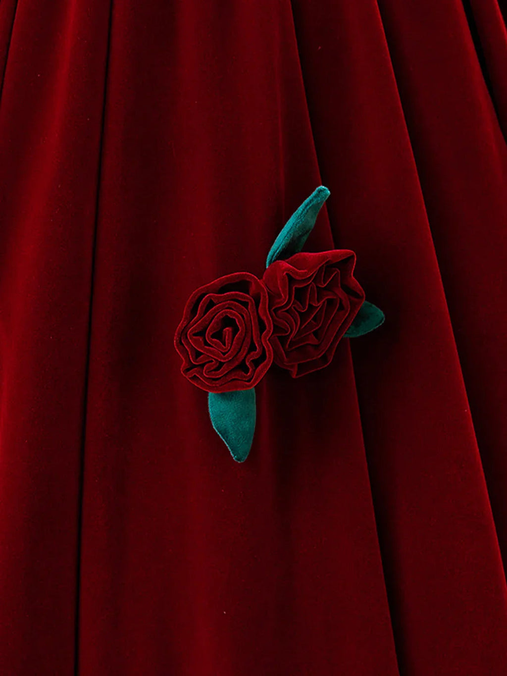 Beautiful Burgundy Velvet Quinceanera Dress Birthday Ball Gown With Rose Flowers Y7750