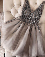 Charming Sequins Beaded V-neck Tulle Short Gray Homecoming Dresses