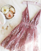 Simple Tulle A Line Lace Appliqued V-neck Short Homecoming Dress