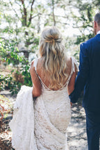 Mermaid V-neck Lace Wedding Dress With Sweep Train