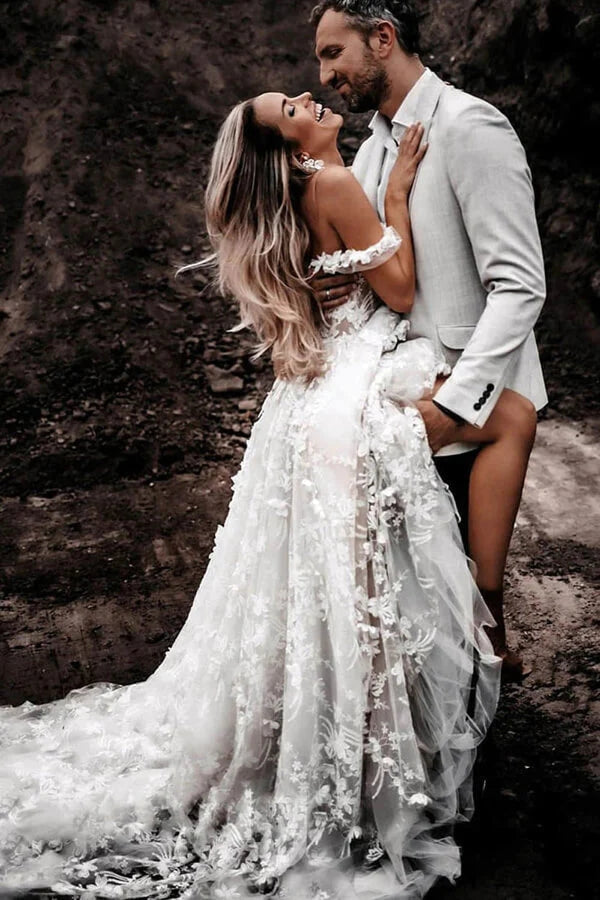Off-the-Shoulder Tulle Lace Flowers Rustic Wedding Dresses Boho Wedding Gown