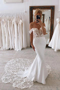 Off the Shoulder Mermaid Bridal Gown with Scalloped Lace Train Wedding Dress