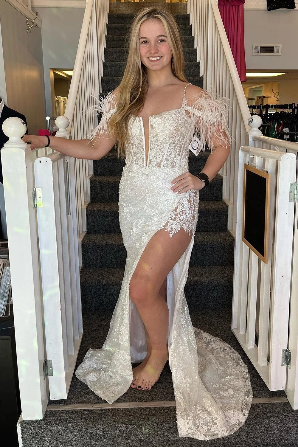 Pink Appliques Mermaid Split Prom Dress with Feathers