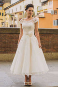 Princess Tea-Length Tulle Wedding Dresses With Appliqued Flowers