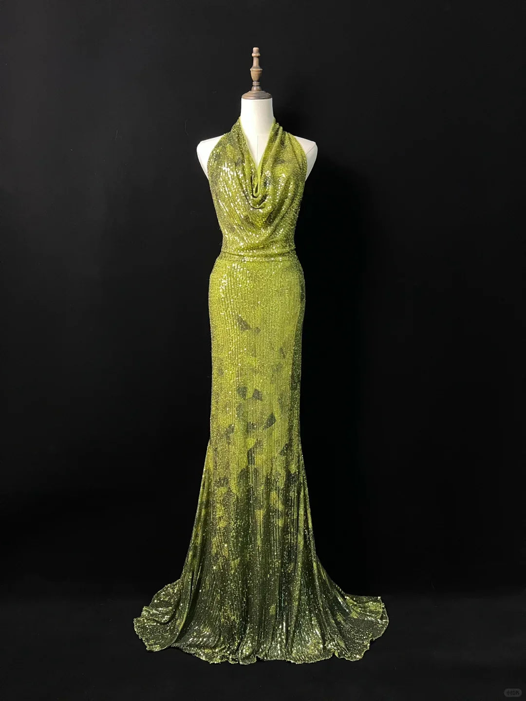 Gorgeous Green Halter Sequins Backless Prom Dress Long Mermaid Evening Dress Y8647