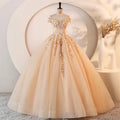 Cheap 15 Quinceanera Dresses Ball Gown Classic Lace Party Dress Prom Gown 15 Year Old Dresses For Quinceanera Customized New