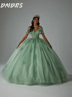 Classic Sweetheart Neck Quinceanera Dress 2025 Elegant Party Dress Sparkling Applique Sweetheart Ball Gown Sweet 16 Party Gown