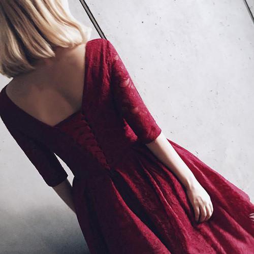 Burgundy Half Sleeves Lace V Neck Homecoming Dress Short Prom Dress