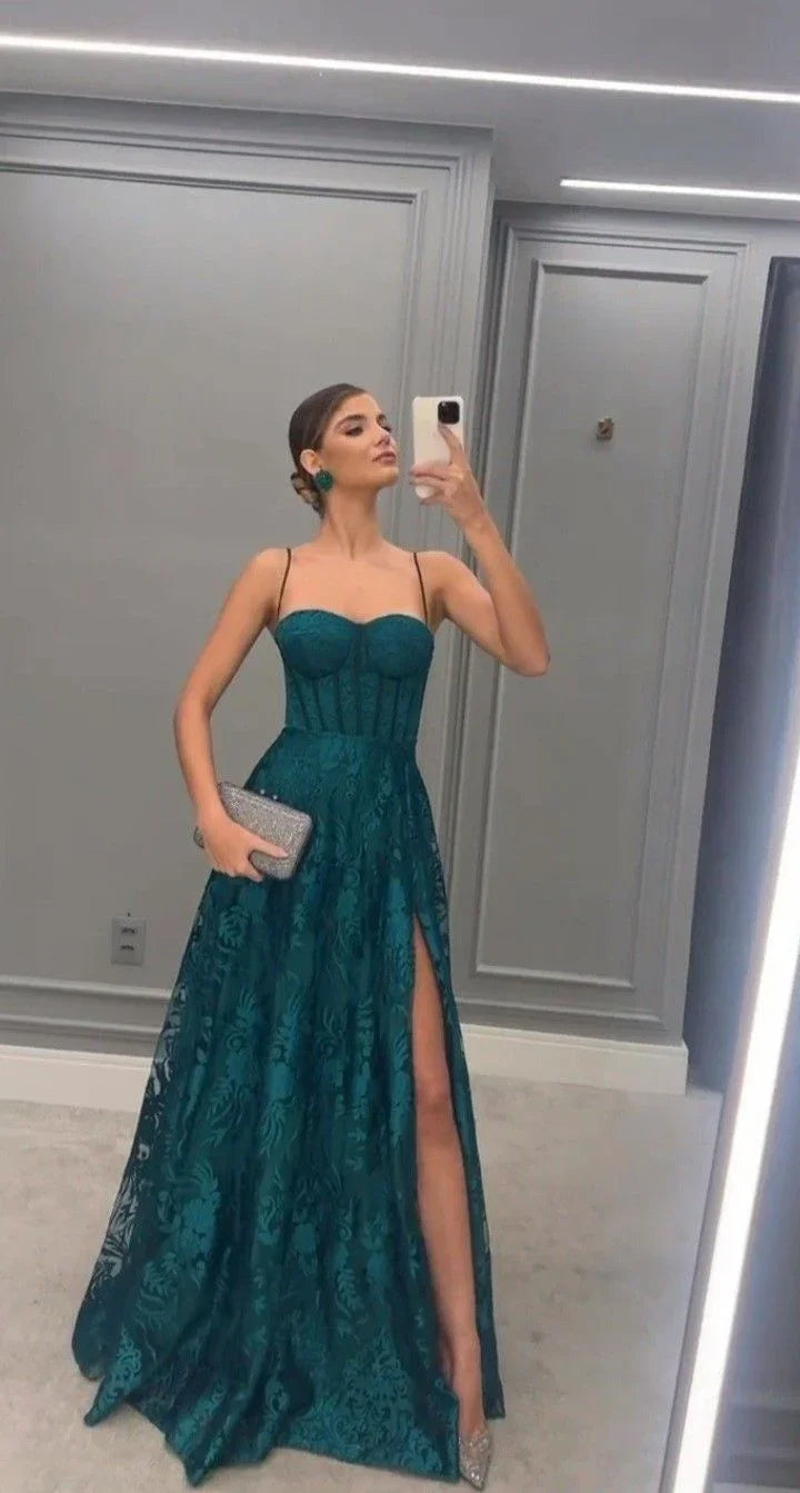 Vintage Evening Dresses Spaghetti Straps Prom Dresses Backless Lace A-Line Sleeveless Party Gown Y4923