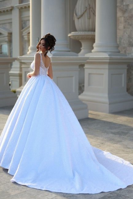 Sexy Floor-Length Straps Sleeveless V-Neck Beadings Ball Gown Wedding Dresses with Lace