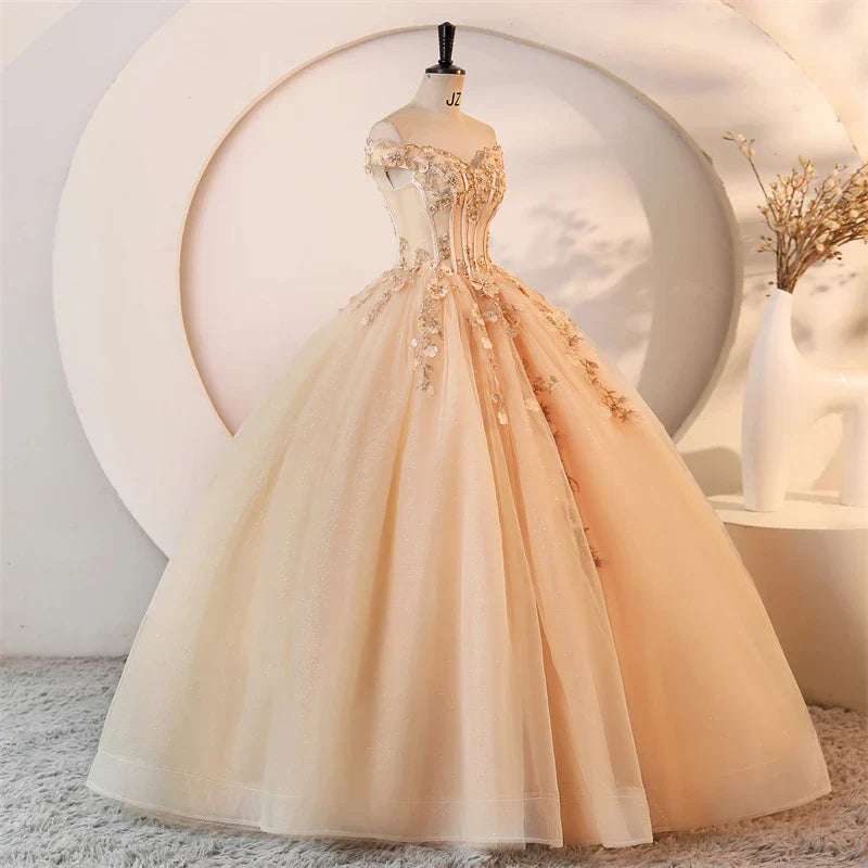 Cheap 15 Quinceanera Dresses Ball Gown Classic Lace Party Dress Prom Gown 15 Year Old Dresses For Quinceanera Customized New