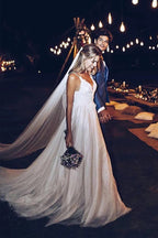Spaghetti Strap V Neck Beach Wedding Dresses Backless Bridal Dresses