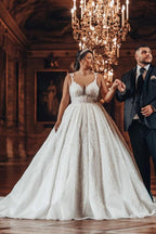 Sweetheart Luxury Ball Gown Stain Wedding Dress with Appliques