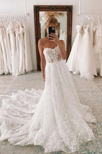 Sweetheart Ball Gown Lace Wedding Dress With Detachable Puff Sleeves