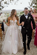 Sweetheart Sleeveless Appliques Lace Boho Wedding Dress Bridal Gown