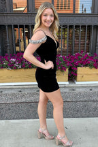 Sheath Velvet Homecoming Dress with Beading