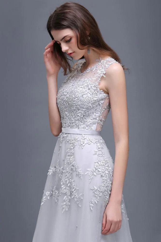 A-line Floor-length Tulle Prom Dress with Appliques