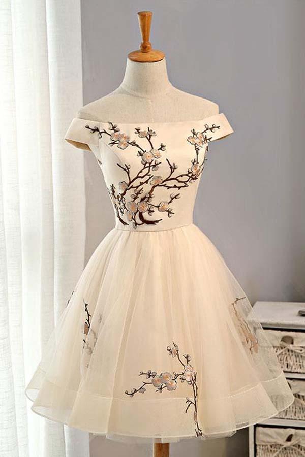 A-line Tulle Short Prom Dress Homecoming Dress With Embroidery