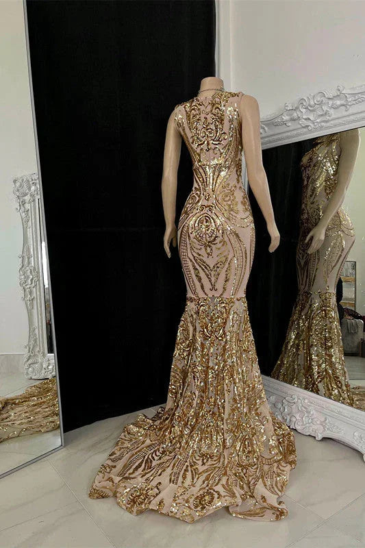 Charming Long Mermaid V-neck Sleeveless Prom Dress With Applique