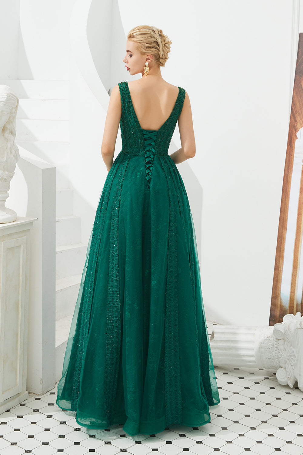 Classic Long A-line V-neck Tulle Prom Dress