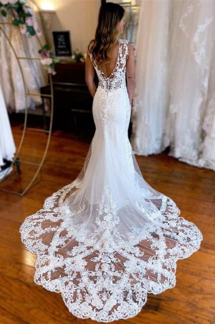 Designer Long Mermaid V-neck Backless Lace Sleeveless Wedding Dresses With Train