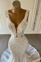 Designer Long Mermaid V-neck Sleeveless Wedding Dresses With Lace