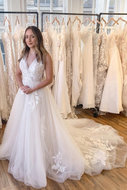 Elegant Boho V-neck A-Line Wedding Dresses With Lace
