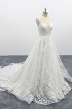 Elegant Long A-line V-neck Appliques Lace Tulle Backless Wedding Dress