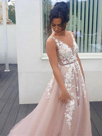 Elegant Long A-line V-neck Tulle Lace Backless Formal Graduation Prom Dresses