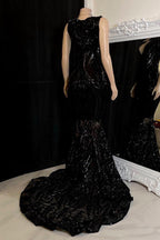 Elegant Long Red Mermaid Sleeveless Prom Dress With Lace