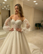 Elegant Long Sleeve A-Line Sweetheart Backless Appliques Lace Wedding Dress