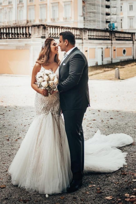 Elegant Mermaid Spaghetti Straps Backless Wedding Dresses With Lace