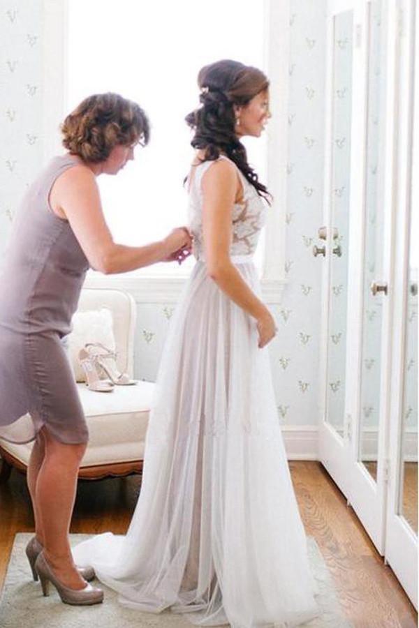 Elegant Scoop Neck Lace A Line Tulles Beach Wedding Dress