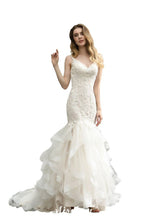 Elegant V-Neck Mermaid Bridal Gown Tulle Lace Appliques Puffy Wedding Dress