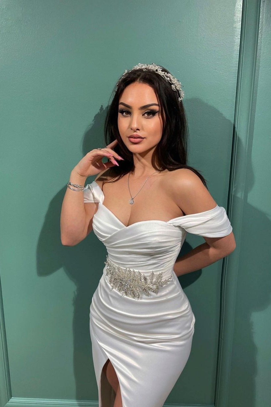 Elegant White Mermaid Off-the-shoulder Sleeveless Prom Dress With Slit