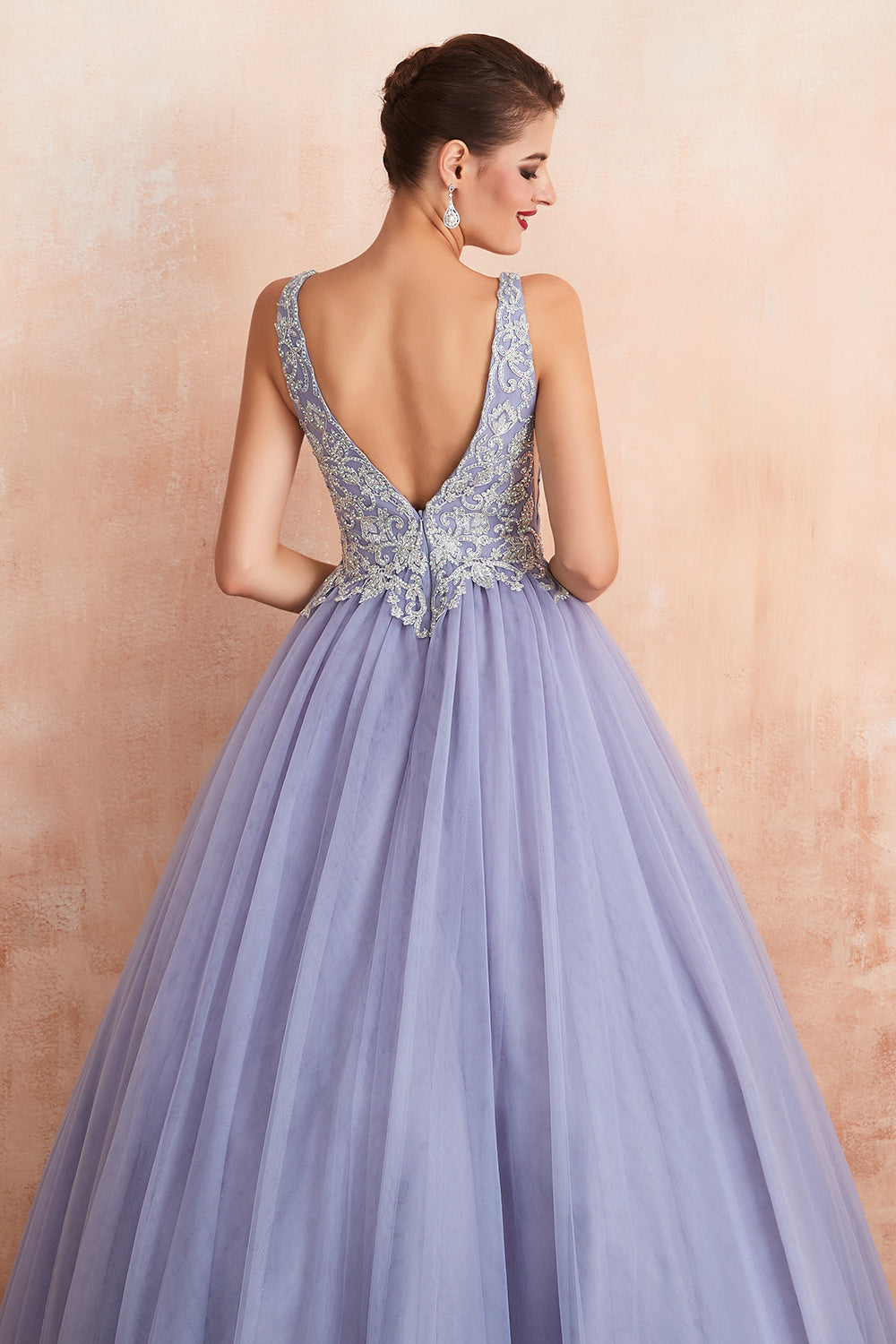 Excellent Long Princess V-neck Sleeveless Tulle Backless Prom Dress