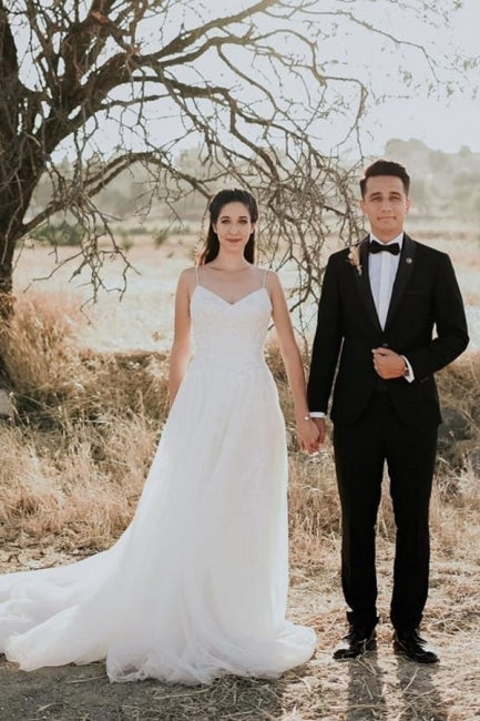 Exquisite Spaghetti Strap Sleeveless A-Line Floor-Length Lace Wedding Dresses