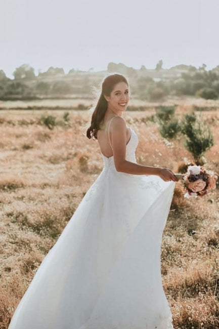 Exquisite Spaghetti Strap Sleeveless A-Line Floor-Length Lace Wedding Dresses