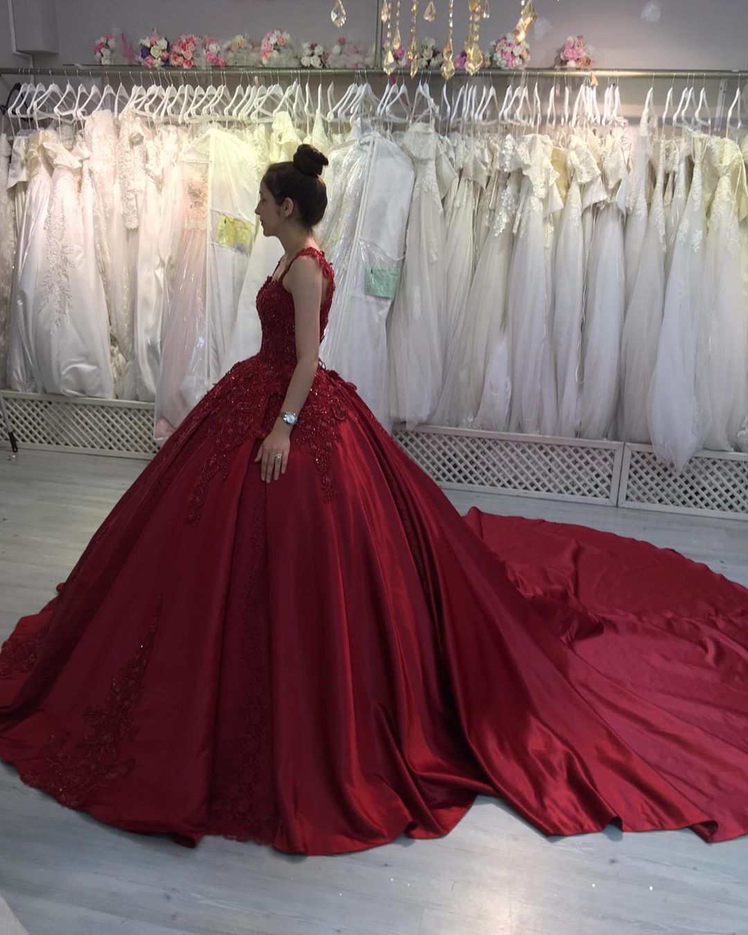 Gorgeous Long Ball Gown Sweetheart Appliques Lace Satin Prom Dress