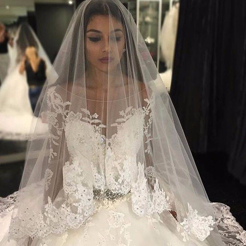 Gorgeous Tulle Appliques Scoop Long Sleeves Crystal Wedding Dress