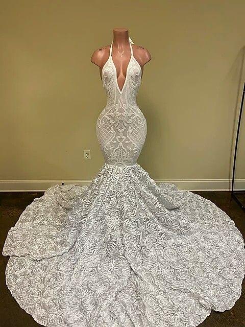 Gorgeous White V-Neck Sleeveless Prom Dress Mermaid Lace Bottom Flowers
