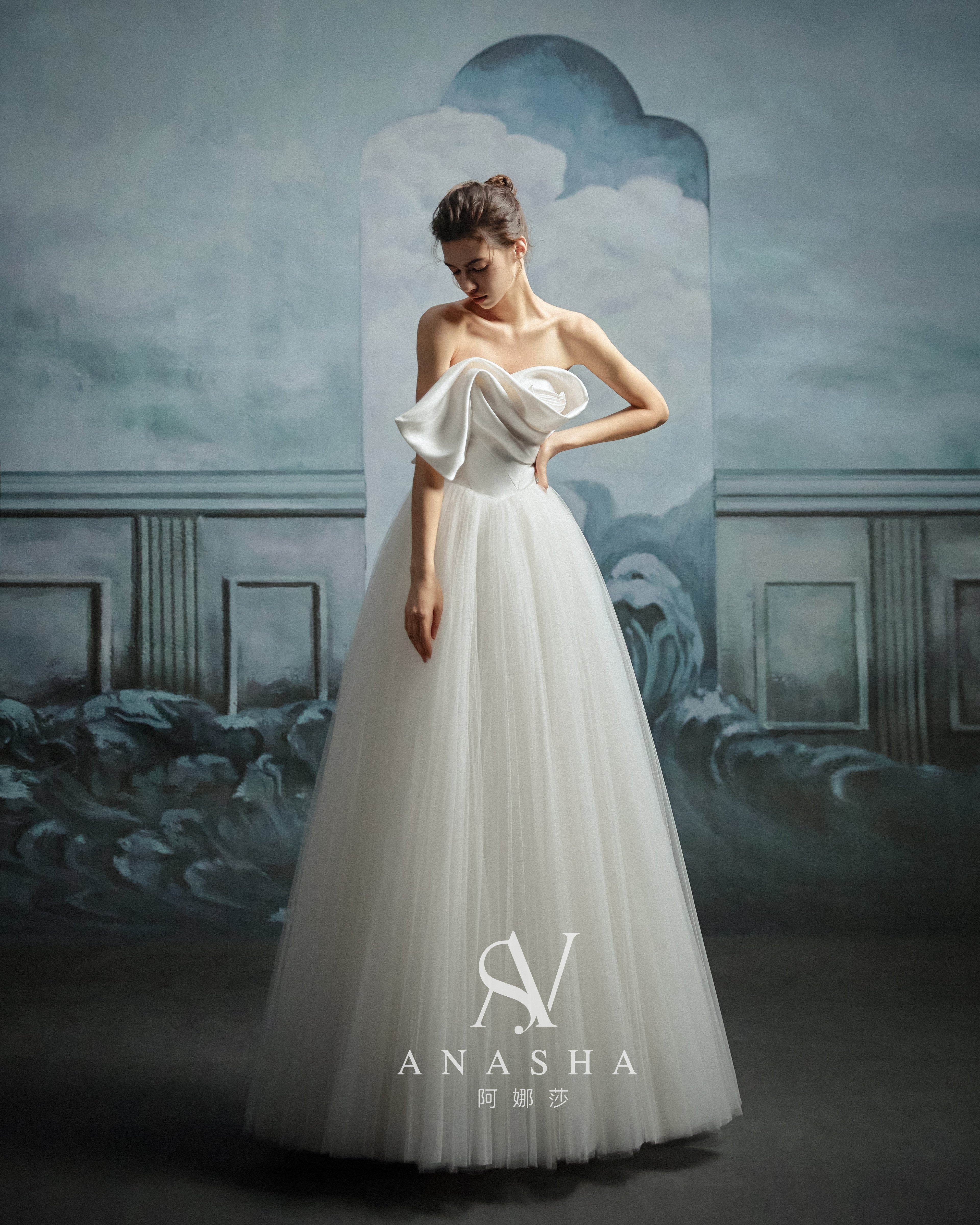 Modern Strapless Satin Bow Ball Gown Wedding Dress with Tulle Skirt & Chapel Train